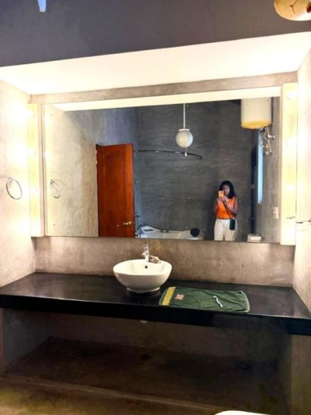 Bathroom - Ultra-Luxury Modern House for Sale – Battaramulla