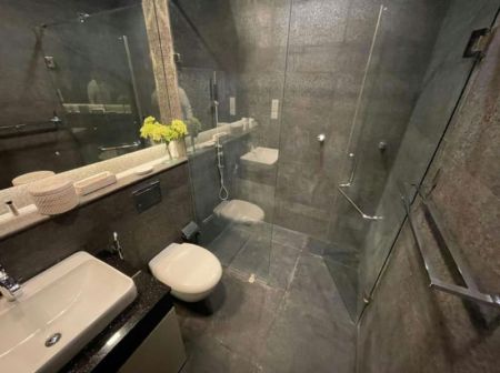 Bathroom - 7th Sense - 03 Bedroom Unfurnished Apartment for Sale in Colombo 07 (A3043)