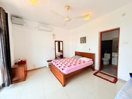 Bedroom - Rajagiriya Architect Build 4 Bedroom House for Sale Kalapaluwawa