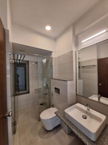 Bathroom - Iconic Galaxy - 03 Rooms Luxury Apartment for Sale - EA251