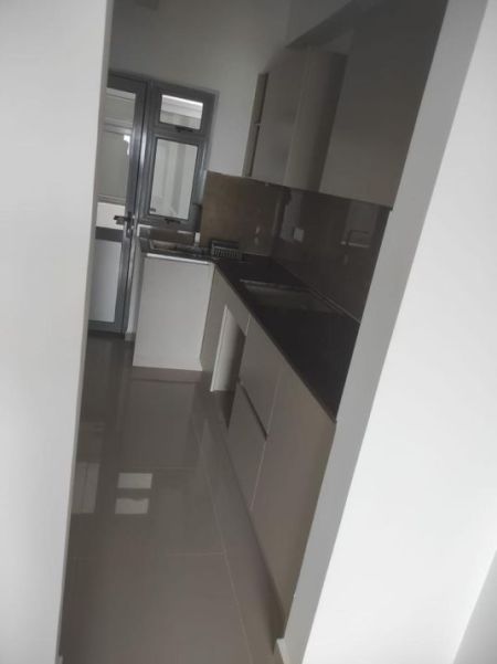 Kitchen - Canterbury Golf - 02BR Unfurnished Apartment for Sale -EA499