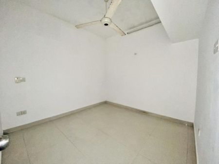 Bathroom - Conveniently Located 3BR Apartment For Sale