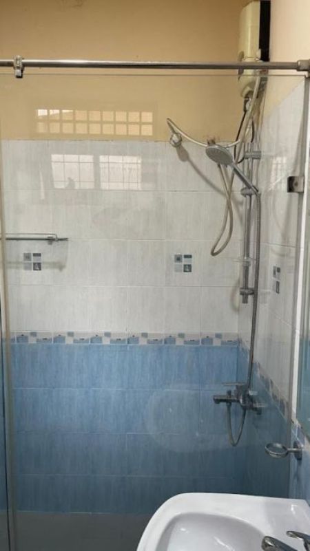 Bathroom - House For Rent In Colombo 13 (file No 3333b)kotahena