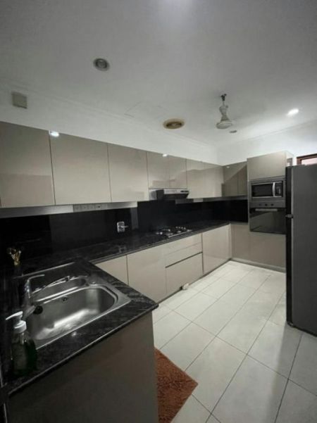 Kitchen - Trillium - 03 Bedroom Furnished Apartment for Sale in Colombo 08 (A6030)