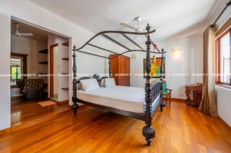 Living Room - House for Sale - Colombo 10 | LKR 190,000,000