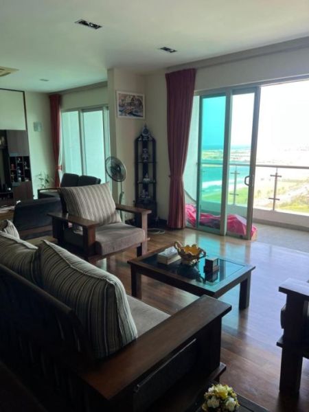 Living Room - Iceland Residences Sea view Apartment For Sale in Colombo 3 - EA880