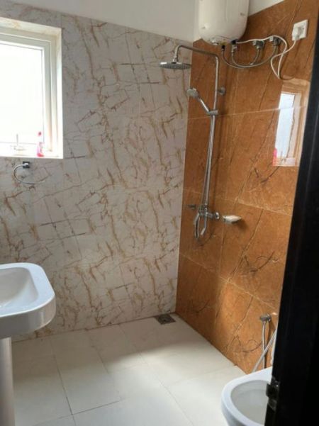 Bathroom - Global Lakeside - 03 Bedroom Furnished Apartment for Sale in Rajagiriya (A5626)