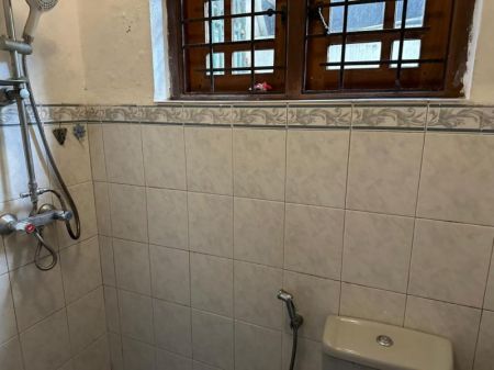 Bathroom - Three-Stored House for Sale in Pita Kotte - PDH306