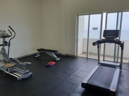 Living Room - Ocean View 5th Floor Condo (Beach Front)