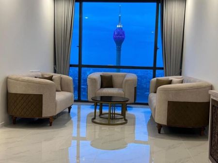Living Room - 3 Bedroom Apartment for Rent in Capitol Twin Peaks