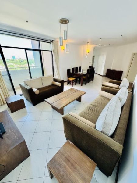 Living Room - 4 Bedroom Apartment for Rent at Rajagiriya