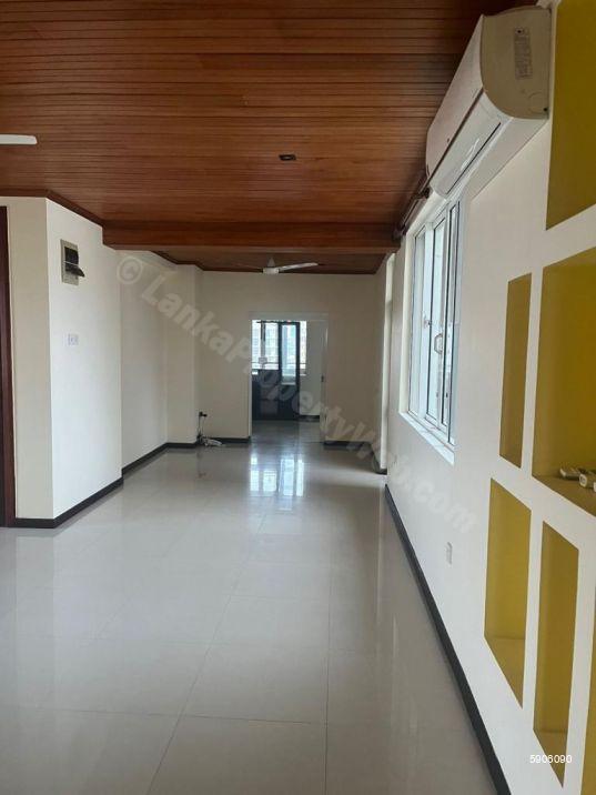 Apartment for sale in Colombo 4
