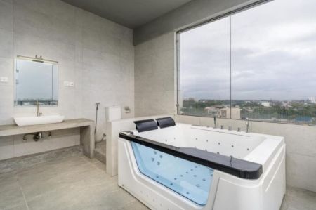 Bathroom - The Verge - 03 Bedroom Unfurnished Penthouse for Sale in Rajagiriya (A1213)