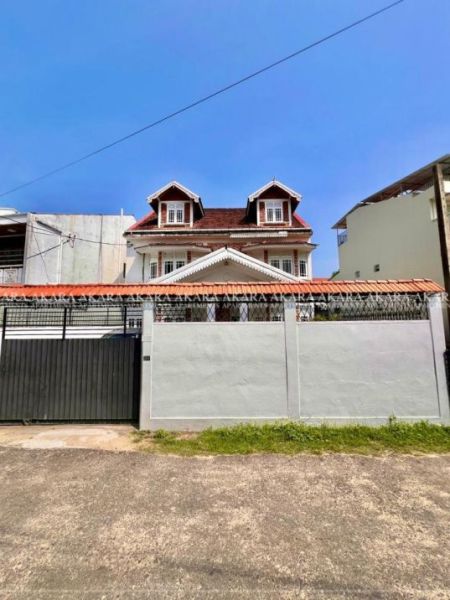 Exterior - 10 Perches Unfurnished House for Sale - HL50796