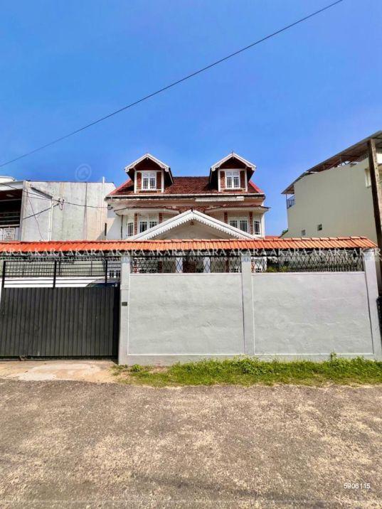Exterior - House for sale in Rajagiriya