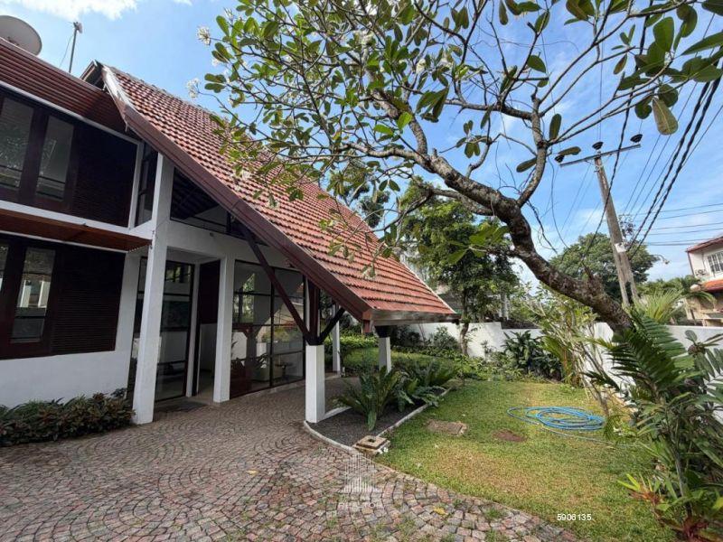Exterior - House for sale in Battaramulla