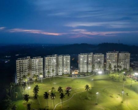 Exterior - Canterbury Golf Apartments : 3BR (1078sq ft) Luxury Apartments for Rent in, Piliyandala