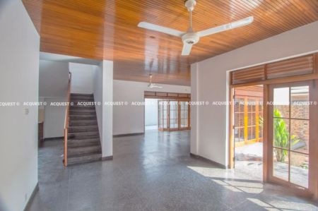 Living Room - House for Rent - Colombo 07 | LKR 1,200,000