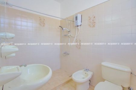 Bathroom - House for Rent - Colombo 07 | LKR 1,200,000