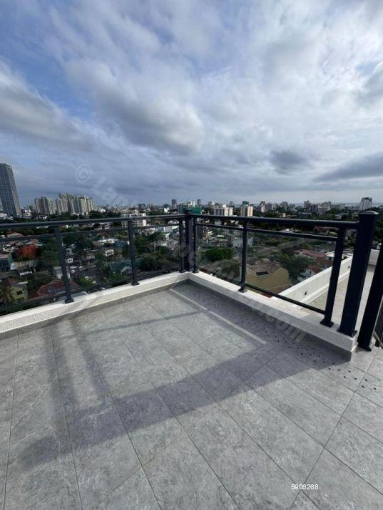Exterior - Apartment for sale in Colombo 5