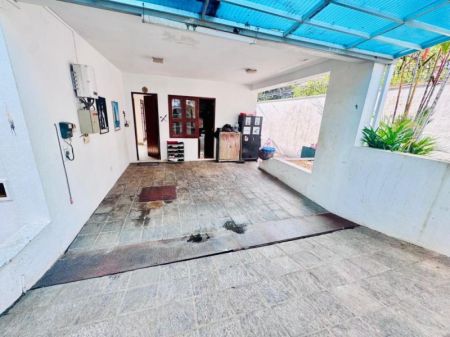 Exterior - (SE1632)🏡 Luxury 4 Bedroom House with Swimming Pool in Thalapathpitiya 🌴✨