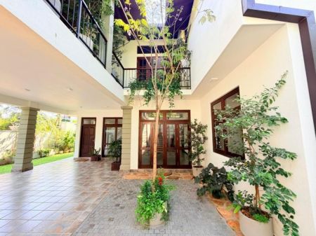 Exterior - Battaramulla Brand New Luxury House for Sale In Lake Road