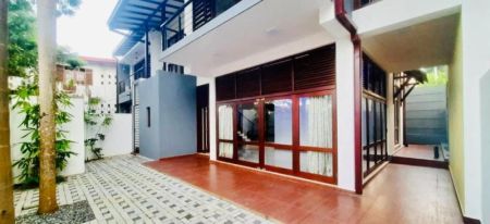 Exterior - (SE1555)🏡✨ Modern Two-Story Luxury House for Sale – Mirihana, Kotte ✨🏡