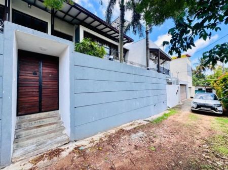 Exterior - (SE1555)🏡✨ Modern Two-Story Luxury House for Sale – Mirihana, Kotte ✨🏡