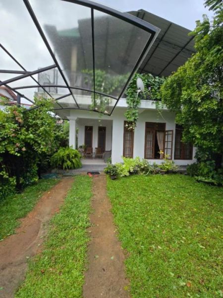 Exterior - 3 Bedroom House for Sale - Mount Lavinia | LKR 70,000,000 (EM656)