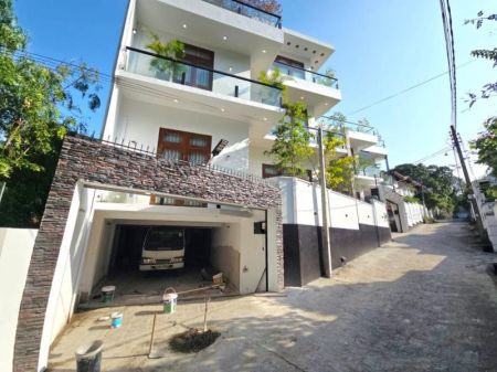 Exterior - Newly Build Super Luxury Fully Furnished 3 Story House For Sale In Pelawatta. 