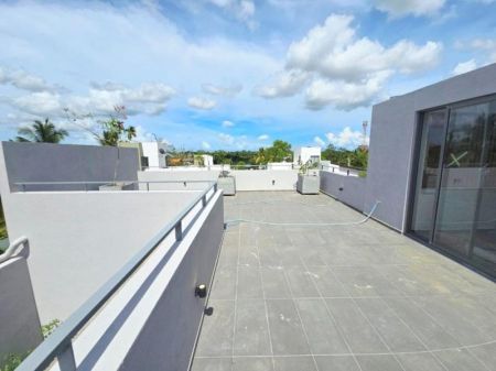 Exterior - Architecture Designed Super Luxury 3-Storey House for Sale in Horahena Road, Hokandara. 