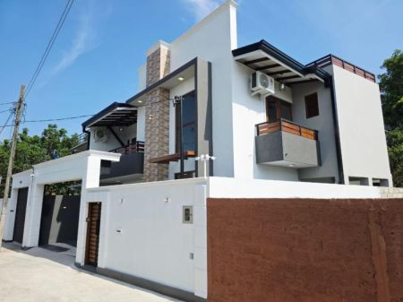 Exterior - Architecture Designed Super Luxury 2 Story House For Sale In Piliyandala Town. 
