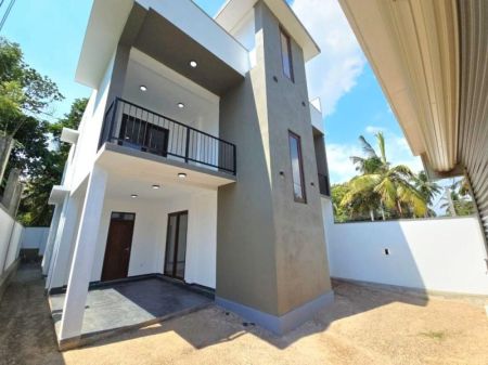 Exterior - Newly Build Luxury Three Story House For Sale In Gorakapitiya Road  , Pelanwatta , Kottawa 