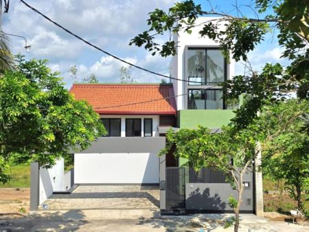 Exterior - Architecture Designed Super Luxury 3 Story House For Sale In Galavilawatta, Homagama. 