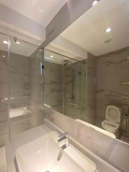 Bathroom - Spacious 3 Bedroom Apartment for Sale – 121 Residence, Jawatta | LKR 120,000,000 (EM209RN)