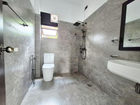 Bathroom - Architecture Designed Super Luxury Three Story House For Sale In Homagama 