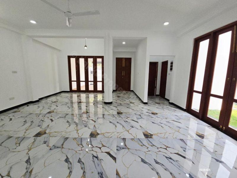 House for sale in Piliyandala