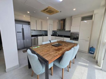 Dining room -  Platinum One - 03 Bedroom Furnished Apartment for Rent in Colombo 03 (A963)