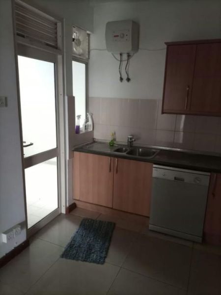 Kitchen - St. Micheal's - 03 Bedroom Unfurnished Apartment for Sale in Colombo 03 (A6125)