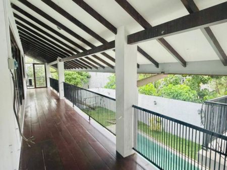 Exterior - Luxury Modern 5 Bedroom House for rent in Thalawathugoda 