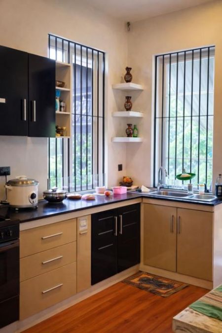 Kitchen - (HH224) Three Storey Luxury House for Sale in Parakandeniya