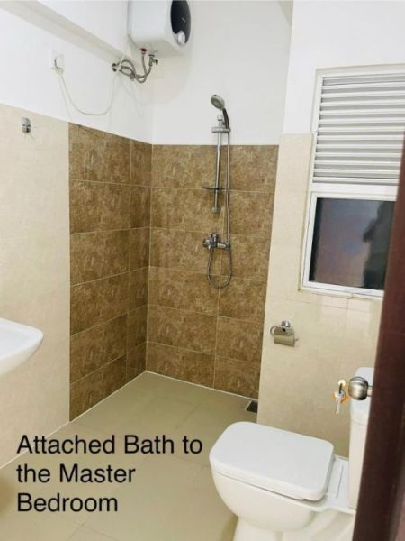 Bathroom - 3 BR Apartment For Sale in Thalawathugoda- PDA171