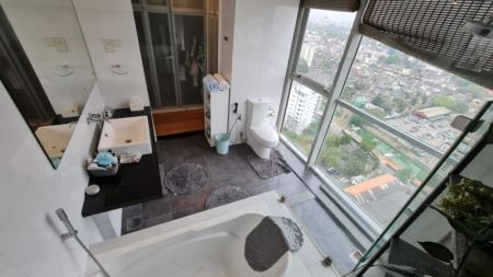 Bathroom -  4 BHK Apartments for sale in Colombo 3 - PDA355