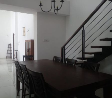 Dining room - 4 BR Apartment For Sale in Colombo 3 - PDA291