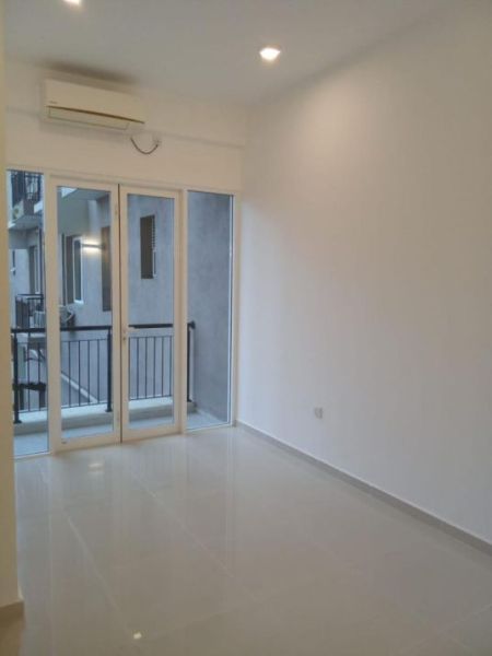 Dining room - 3 BR Apartment for Sale in Colombo 5- PDA300