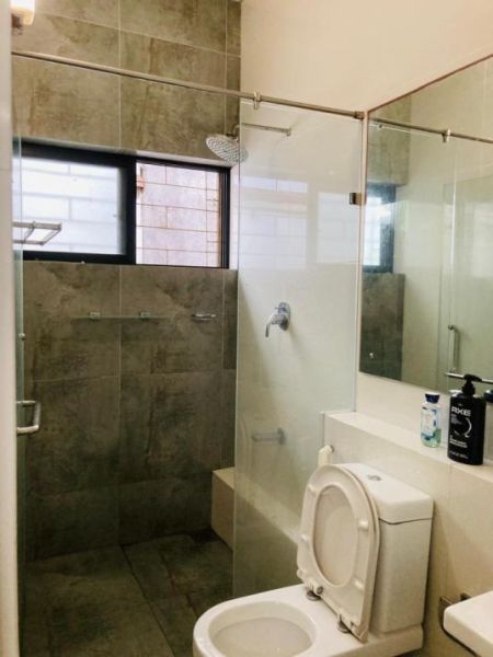 Bathroom - Bambalapitiya - Geoffrey Bawa Conceptual House for Sale

