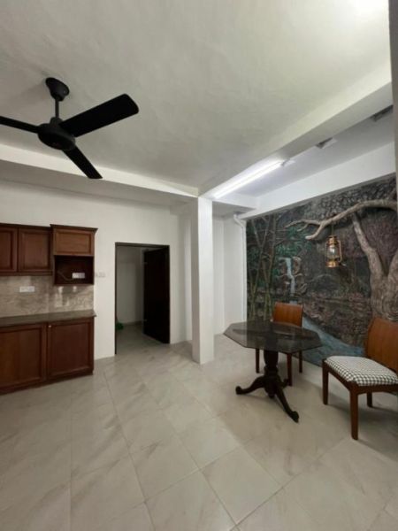 Living Room - 5 Bedroom House for Rent in Rajagiriya, Royal Garden | LKR 460,000 (EM099VW)