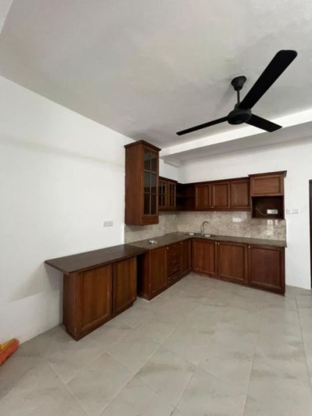 Kitchen - 5 Bedroom House for Rent in Rajagiriya, Royal Garden | LKR 460,000 (EM099VW)