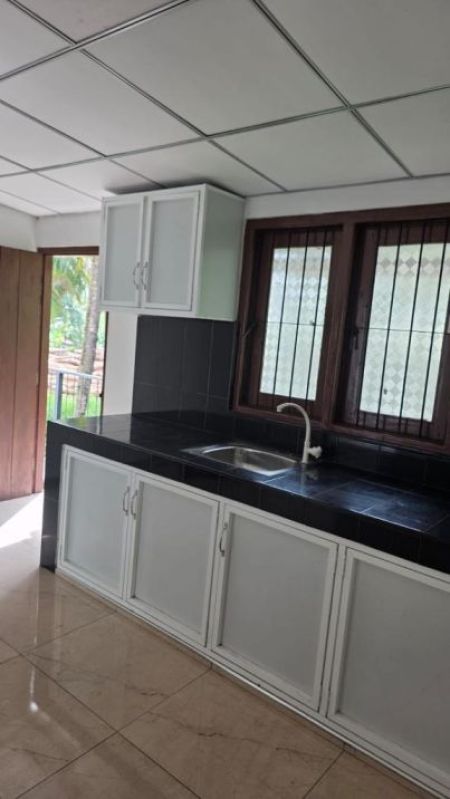 Kitchen - 5 Bedroom House for Sale - Athurugiya | LKR 42,000,000 (EM669)