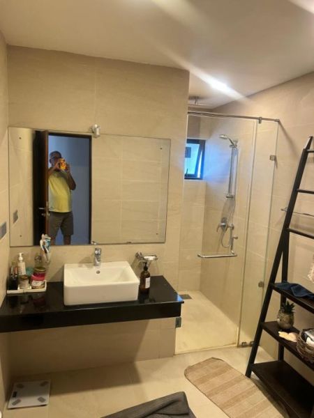 Bathroom - 3 BHK Apartment For Rent in Colombo 5 - PDA419